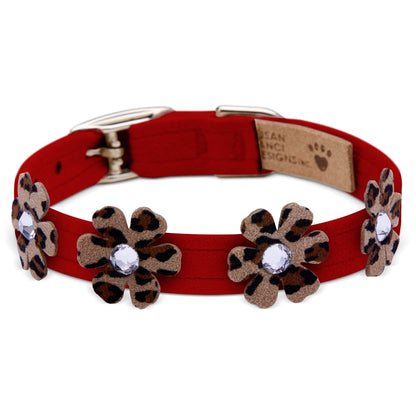 Pretty Petunia Flower Collar